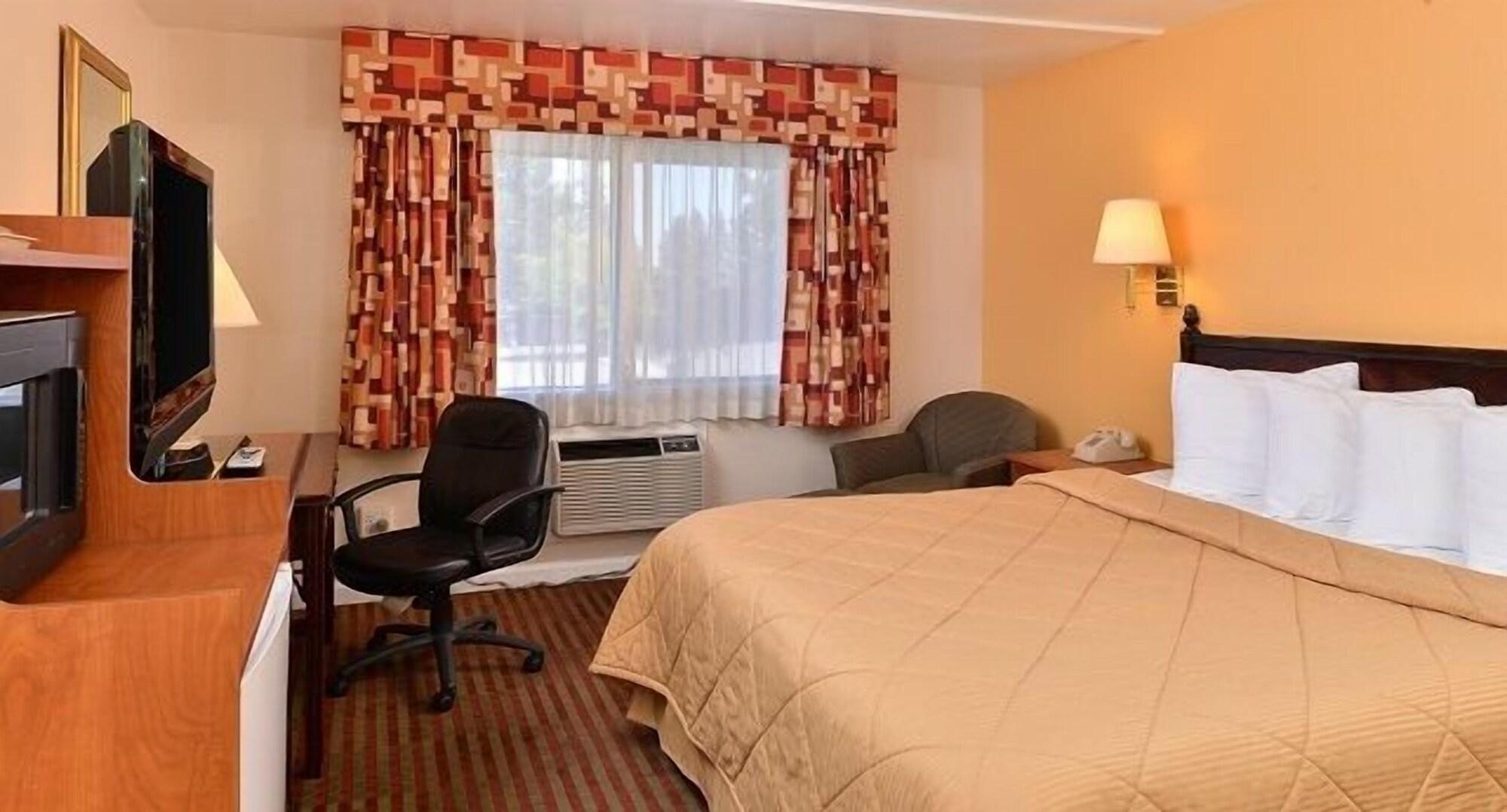 Travelodge By Wyndham קלאמאת' פולס מראה חיצוני תמונה