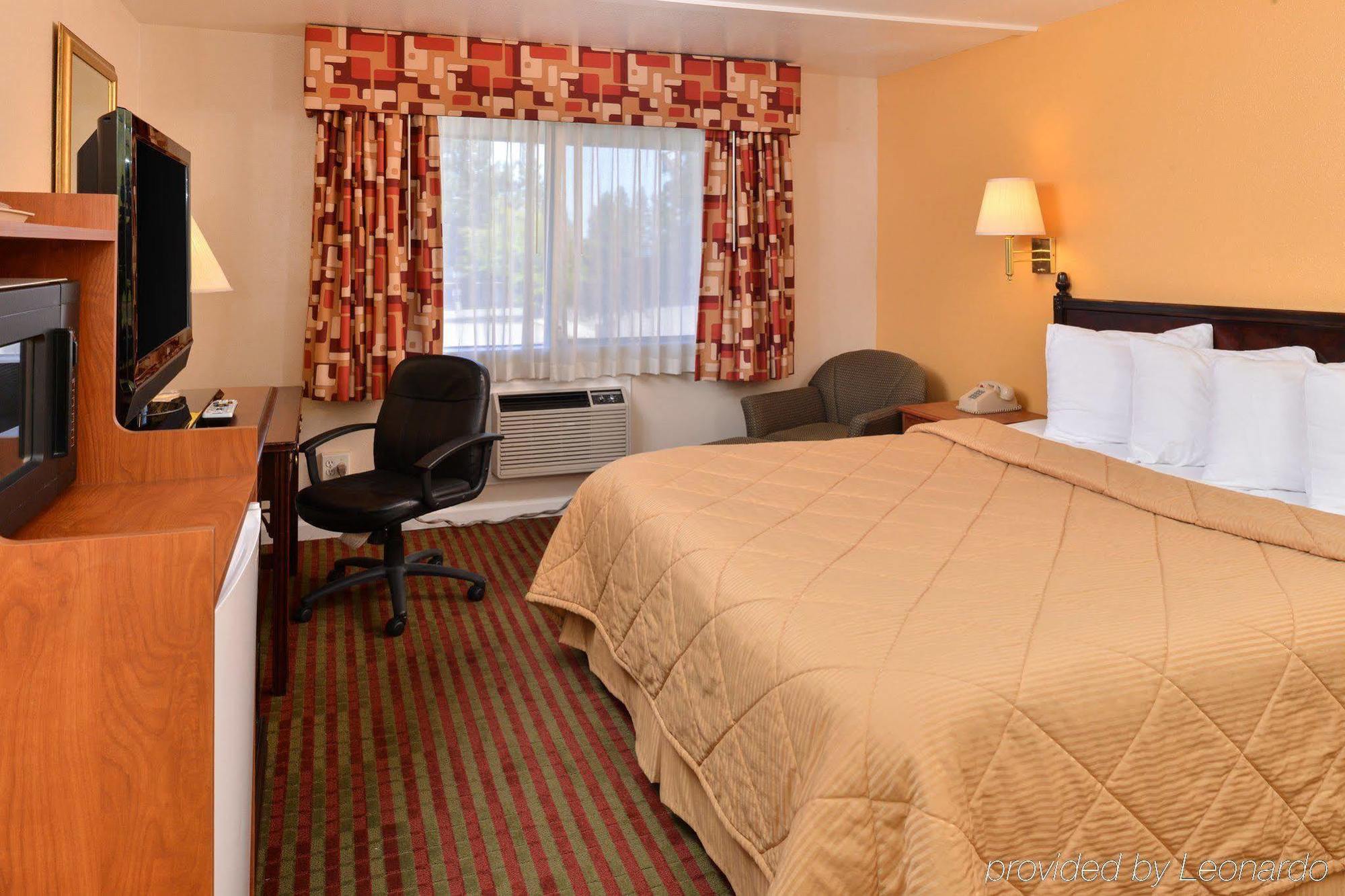 Travelodge By Wyndham קלאמאת' פולס מראה חיצוני תמונה